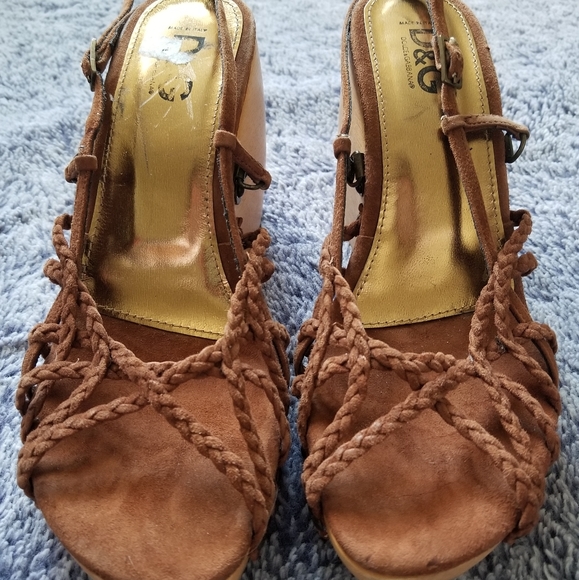 Dolce & Gabbana Brown Ankle Strap Sandals - Picture 3 of 9